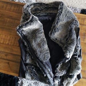 Fur vest